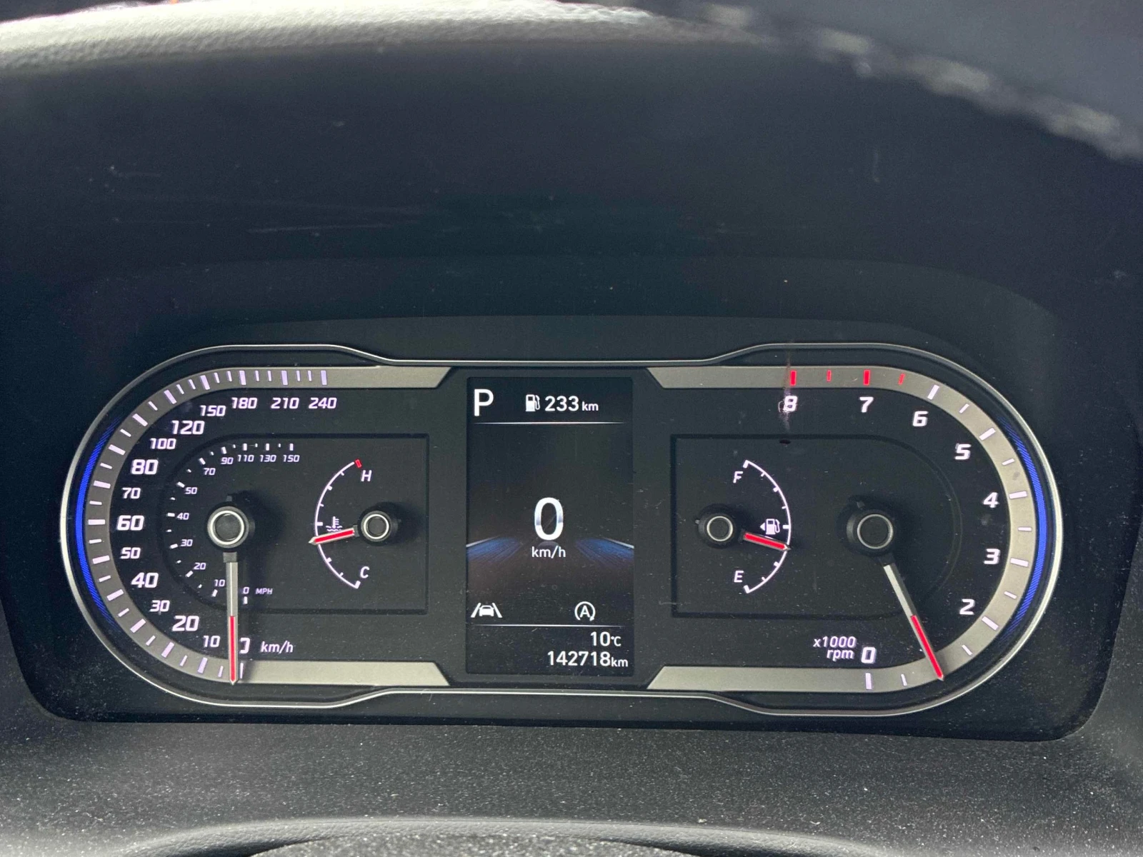 Hyundai Tucson Preferred* ПОДГРЕВ* KAMERA* KEYLESS, снимка 11 - Автомобили и джипове - 54184563