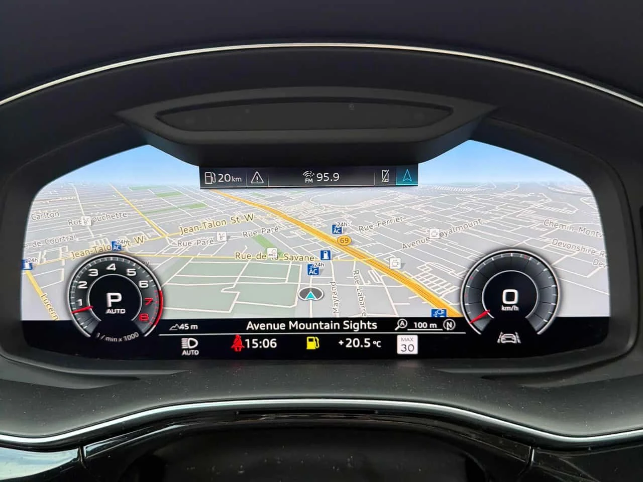 Audi Q8 Technik /360/DIS/B&O/MATRIX, снимка 8 - Автомобили и джипове - 54366571