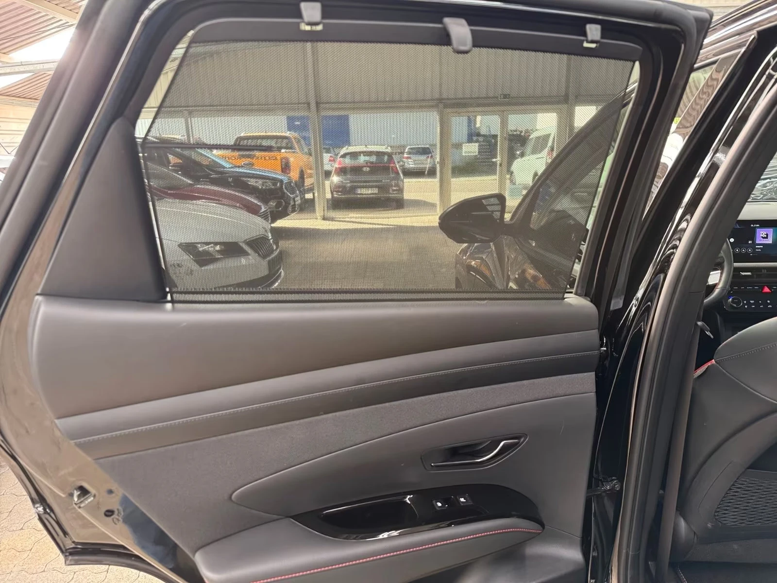 Hyundai Tucson 1.6PHEV/252HP/N-LINE/4X4/360/PANO/KLESS/KRELL/402z, снимка 15 - Автомобили и джипове - 54455552