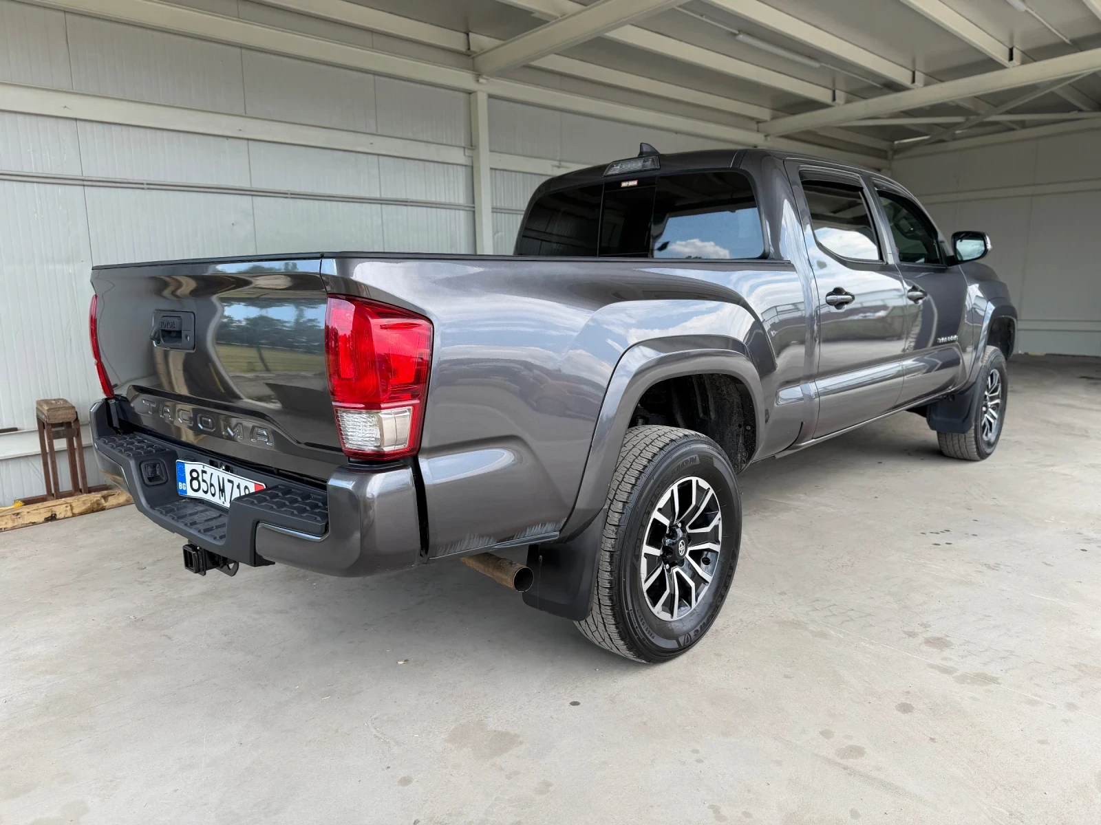 Toyota Tacoma Наличен КАТО НОВ, снимка 5 - Автомобили и джипове - 55053138