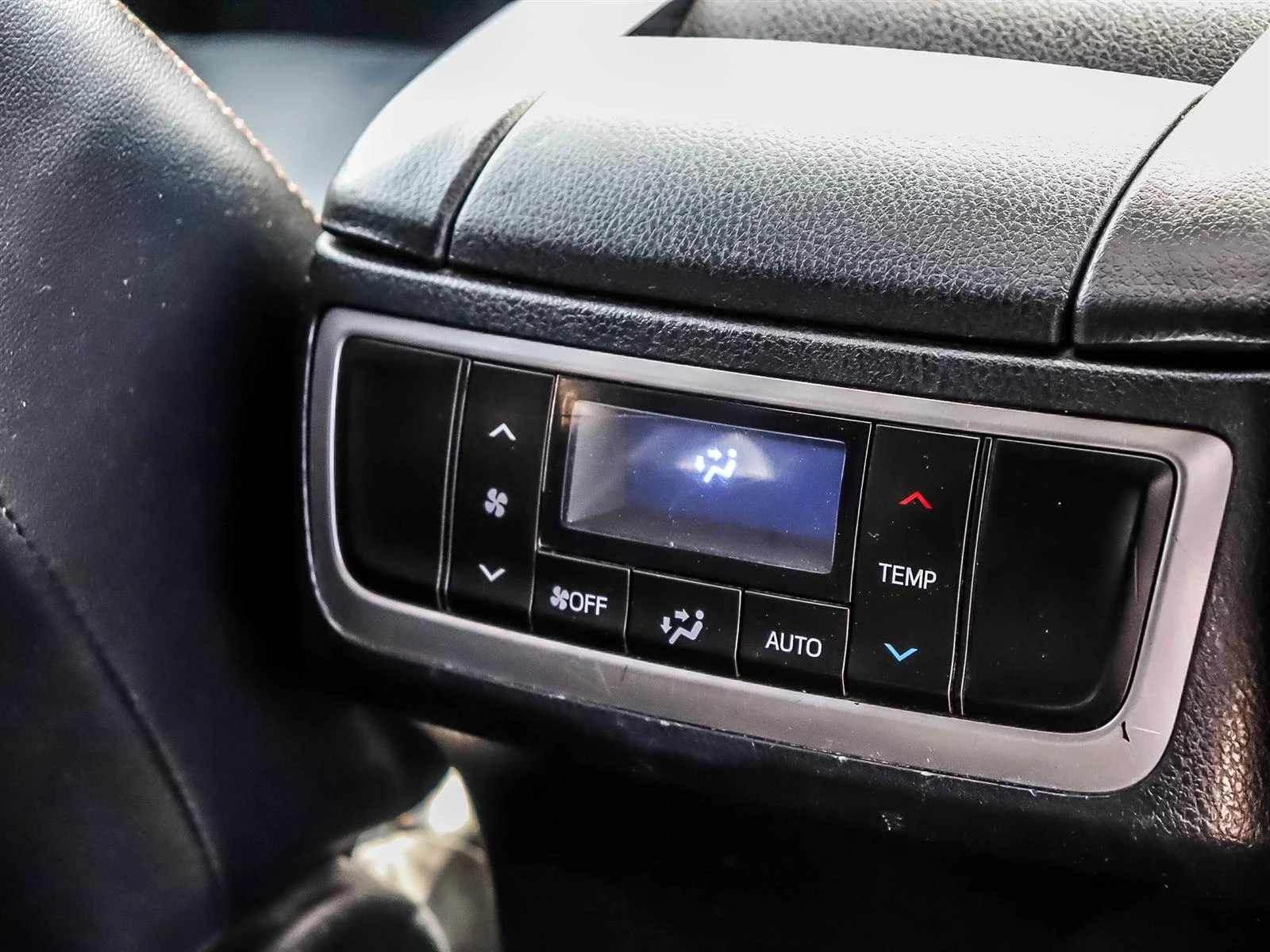 Toyota Highlander XLE AWD !FULL!, снимка 9 - Автомобили и джипове - 55098538