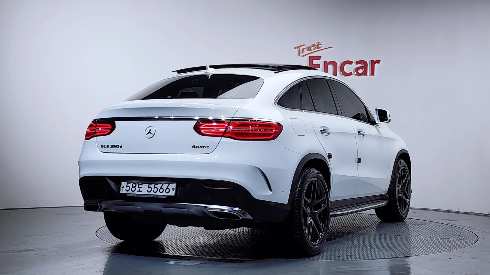 Mercedes-Benz GLE 350 3.0 4MATIC , снимка 2 - Автомобили и джипове - 55101853