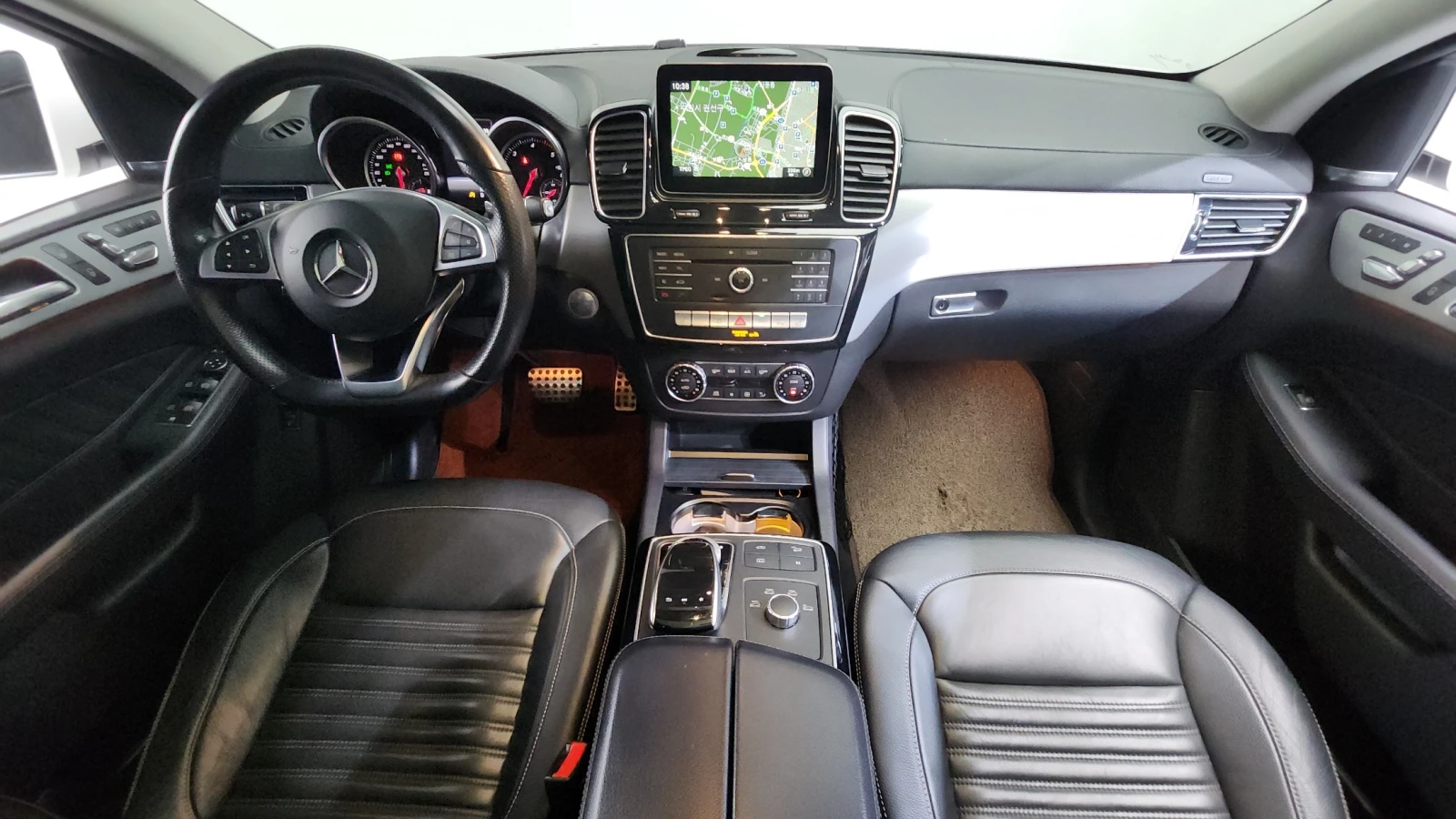 Mercedes-Benz GLE 350 3.0 4MATIC , снимка 9 - Автомобили и джипове - 55101853