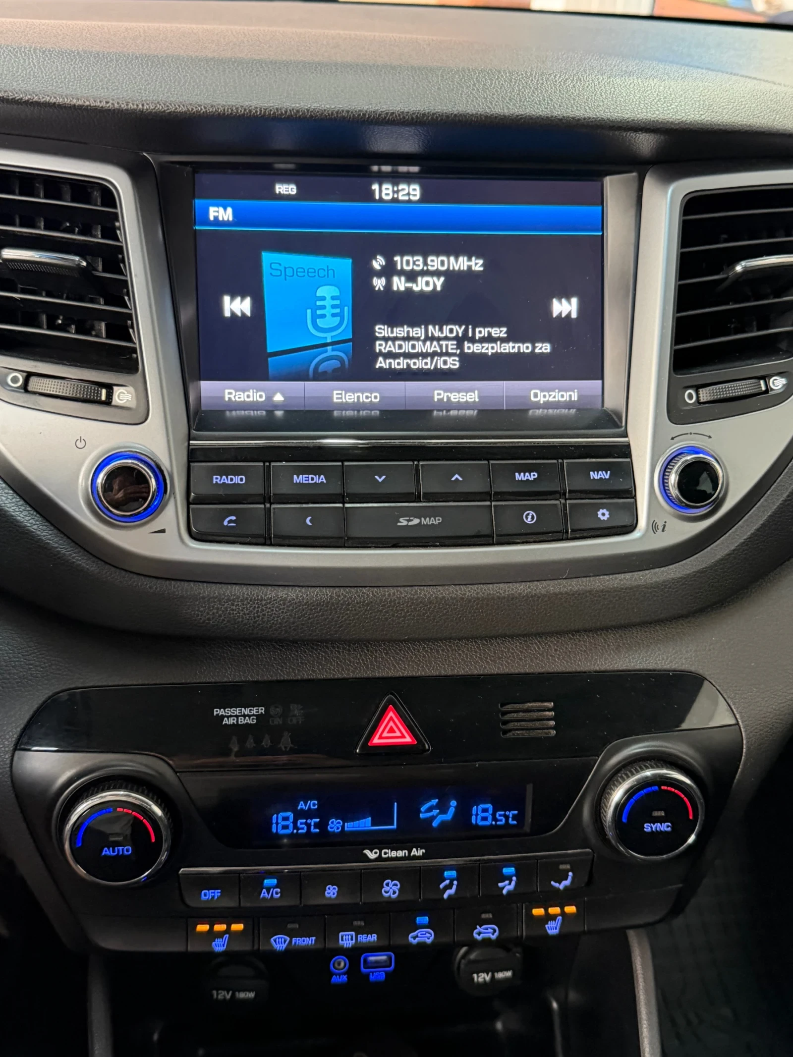 Hyundai Tucson AUTOMAT///1.7 CRDI/// , снимка 12 - Автомобили и джипове - 55223583