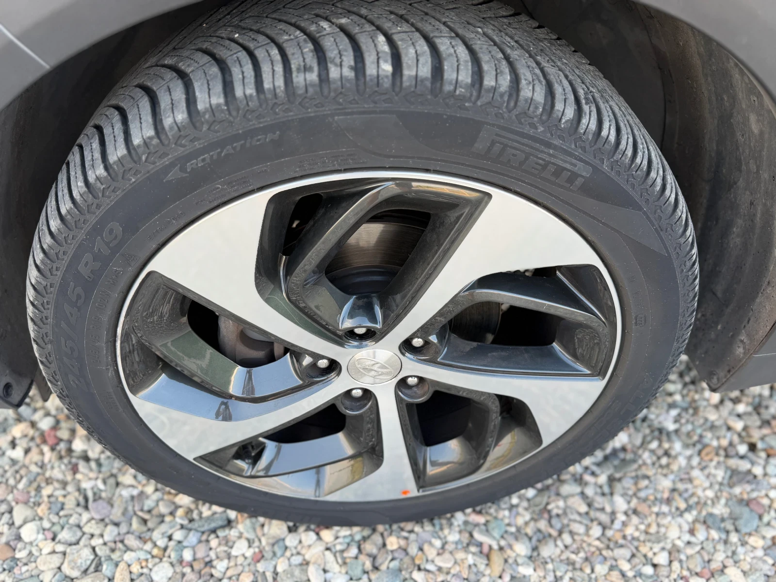 Hyundai Tucson AUTOMAT///1.7 CRDI/// , снимка 6 - Автомобили и джипове - 55223583