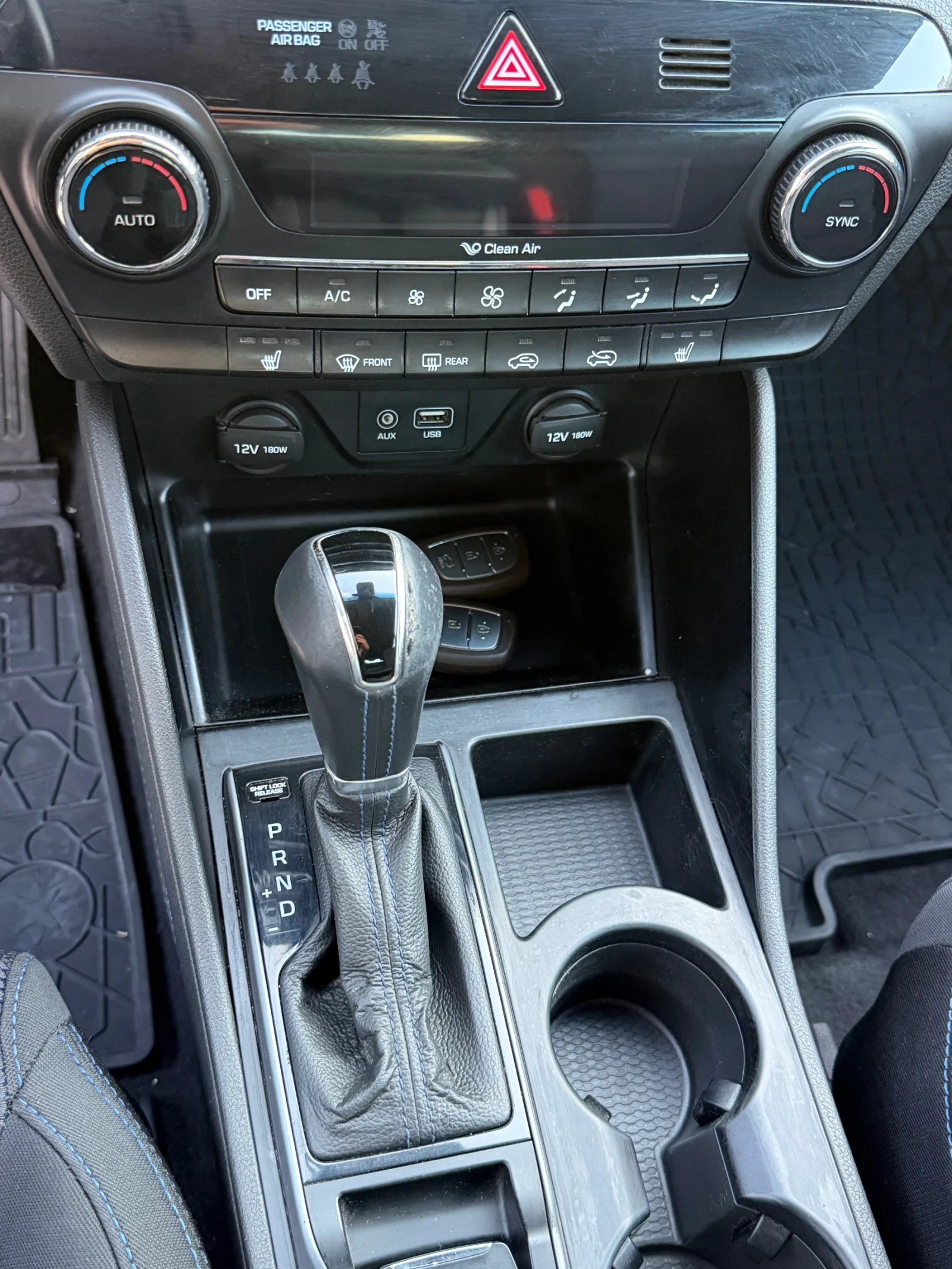 Hyundai Tucson AUTOMAT///1.7 CRDI/// , снимка 7 - Автомобили и джипове - 55223583