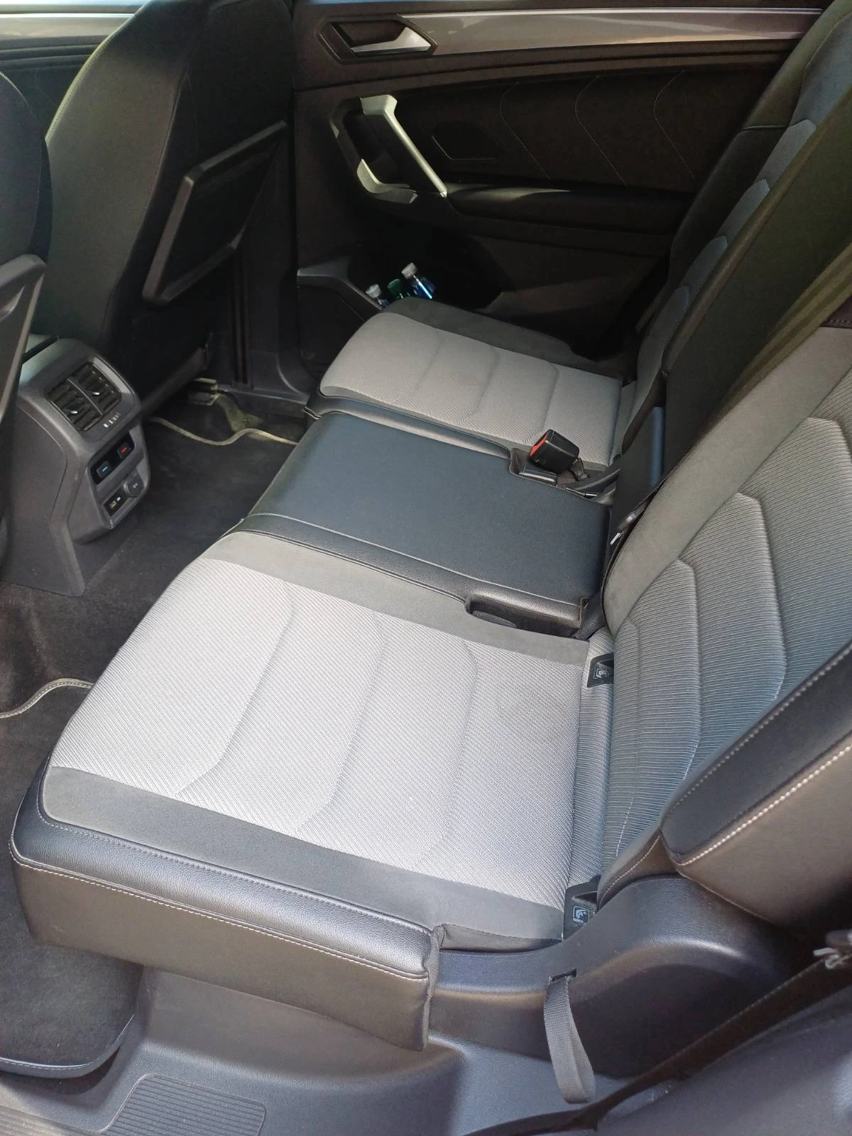 VW Tiguan Allspace R-line, снимка 9 - Автомобили и джипове - 55911805