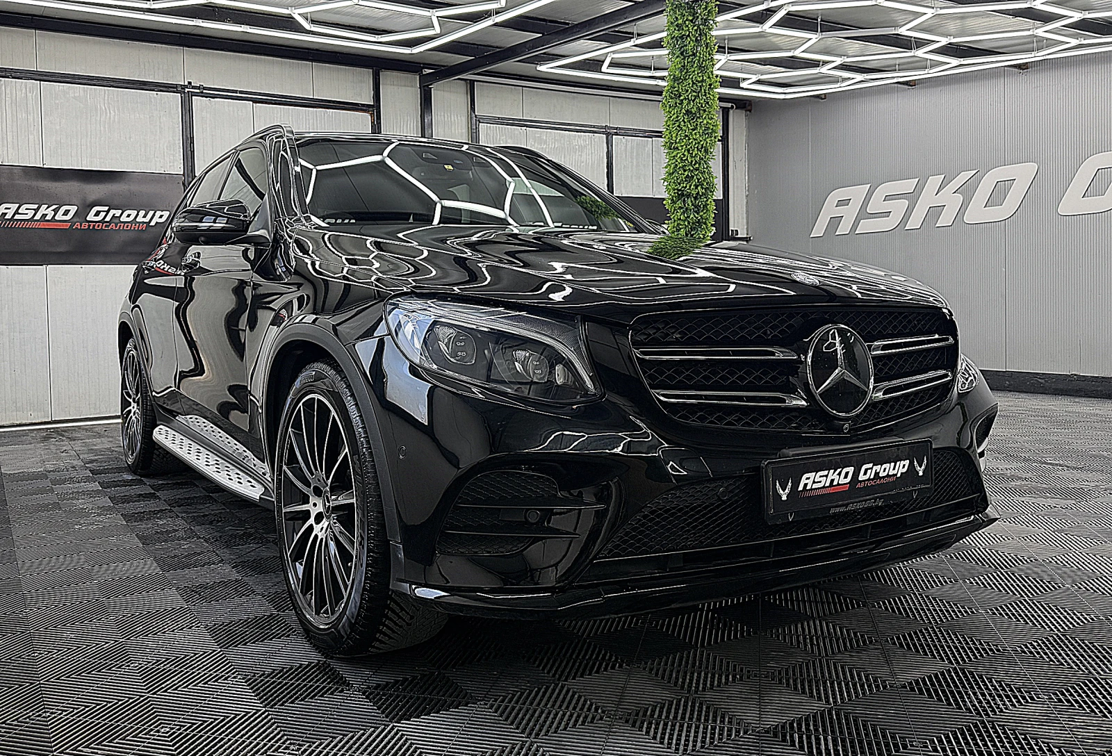 Mercedes-Benz GLC 250 designo/AMG-/PANORAMA/KeylessGo/ ГЕРМАНИЯ ЛИЗИНГ, снимка 3 - Автомобили и джипове - 56252265