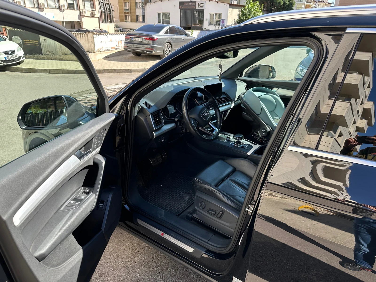 Audi Q5  S-LINE, снимка 5 - Автомобили и джипове - 56311246