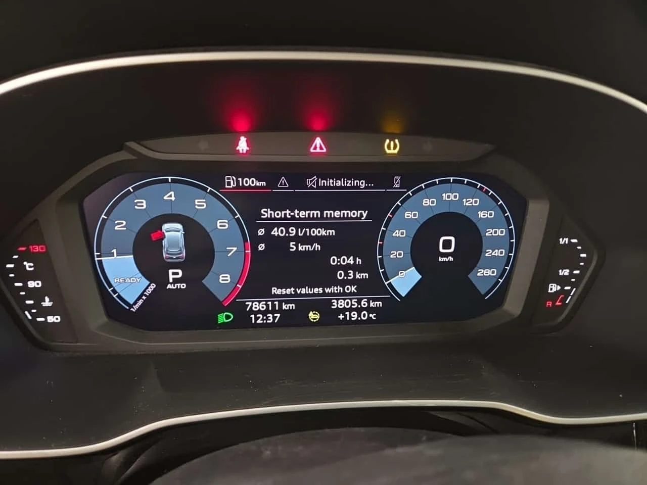 Audi Q3 * KOMFORT * CARFAX * ��� ������������ ������ | Mobile.bg � ����������� 9