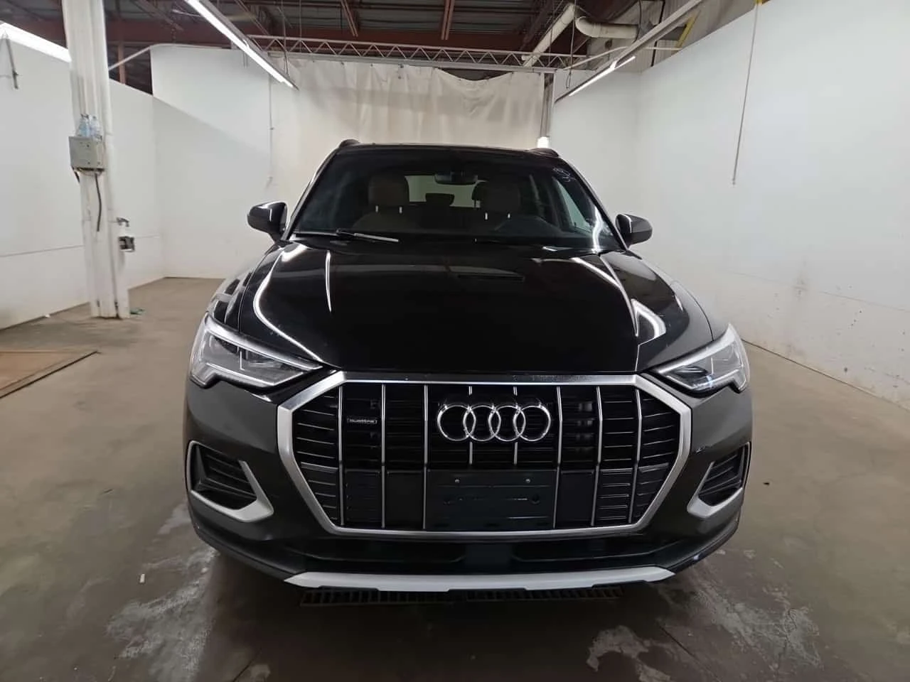 Audi Q3 * KOMFORT * CARFAX * ��� ������������ ������ | Mobile.bg � ����������� 17
