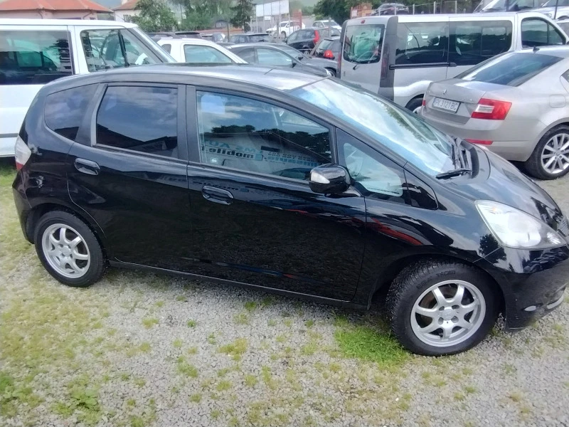 Honda Jazz Швейцария , снимка 9 - Автомобили и джипове - 41018791