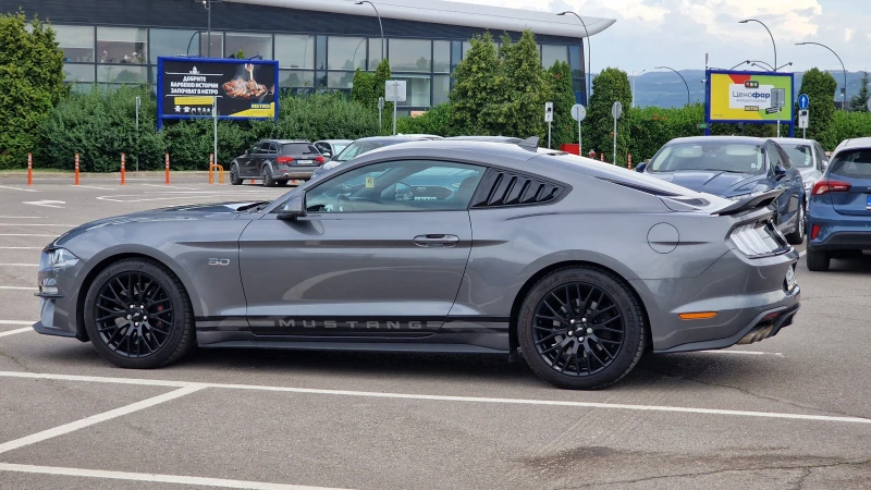 Ford Mustang GT 5.0 Facelift/Ръчни скорости/ ТОП Екземпляр, снимка 2 - Автомобили и джипове - 48706801