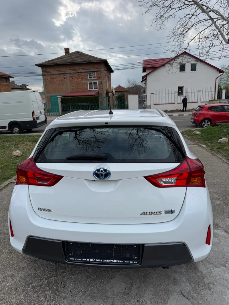 Toyota Auris 1.8 VVT-i HYBRID/BENZIN E, снимка 6 - Автомобили и джипове - 49533542