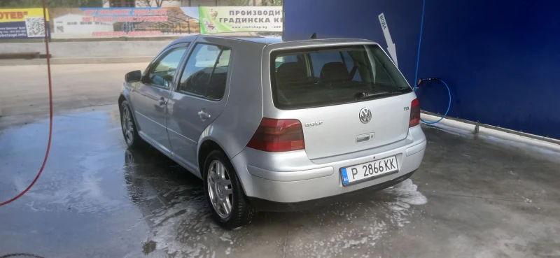 VW Golf 1.9, снимка 6 - Автомобили и джипове - 52800643