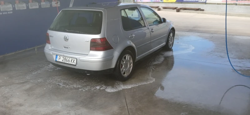 VW Golf 1.9, снимка 5 - Автомобили и джипове - 52800643