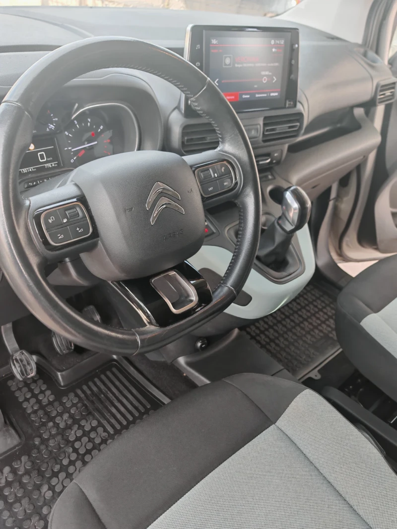 Citroen Berlingo 1.5, снимка 11 - Автомобили и джипове - 52707078