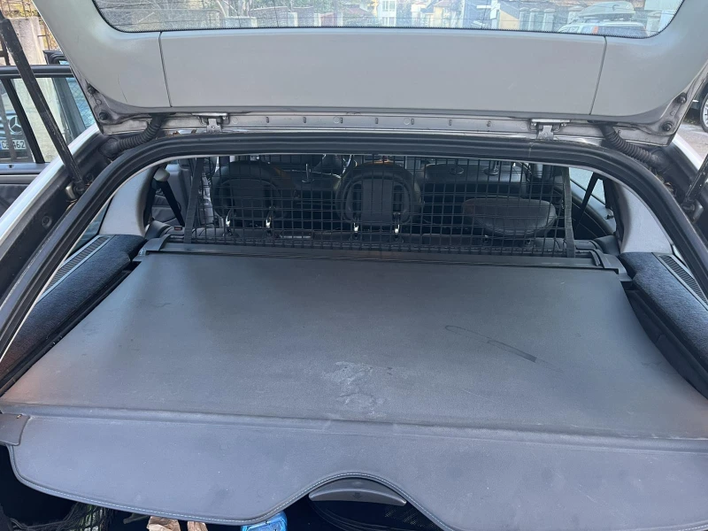 Mercedes-Benz C 220, снимка 4 - Автомобили и джипове - 52874035