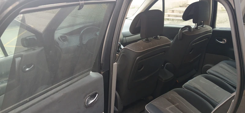 Renault Scenic, снимка 9 - Автомобили и джипове - 53025209