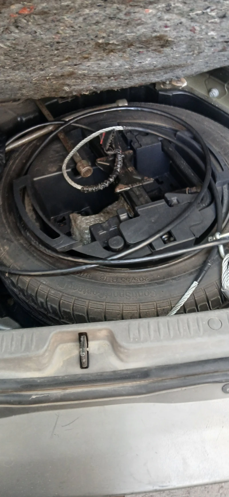 Renault Scenic, снимка 15 - Автомобили и джипове - 53025209