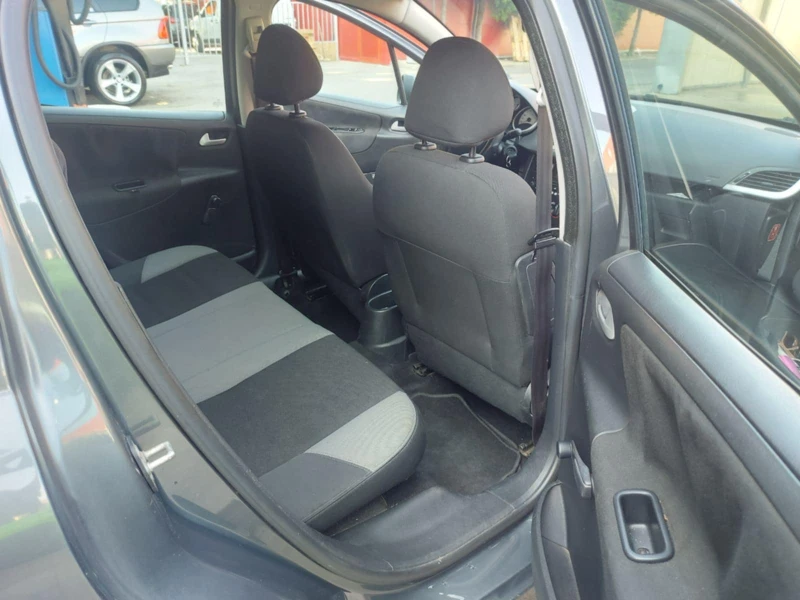 Peugeot 207 SW, снимка 2 - Автомобили и джипове - 53041004