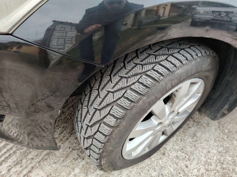 Toyota Auris 2.0, снимка 4 - Автомобили и джипове - 53179383