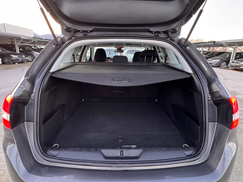 Peugeot 308 1.5HDI ИТАЛИЯ АВТОМАТ, снимка 8 - Автомобили и джипове - 53400099