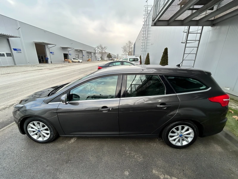 Ford Focus 1.5TDci Aвтоматик, снимка 4 - Автомобили и джипове - 53553558