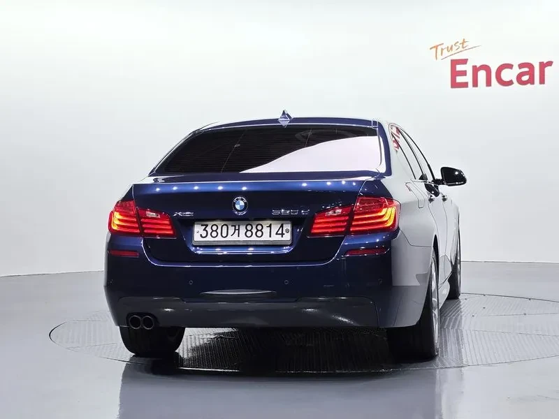 BMW 520 d-MSport xDrive - САМО 30% АВАНС, снимка 4 - Автомобили и джипове - 55740807