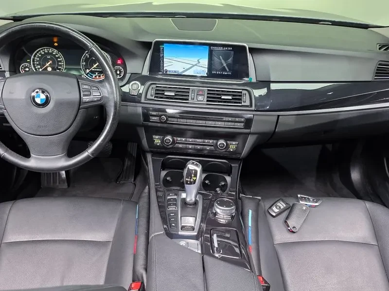 BMW 520 d-MSport xDrive - САМО 30% АВАНС, снимка 7 - Автомобили и джипове - 55740807