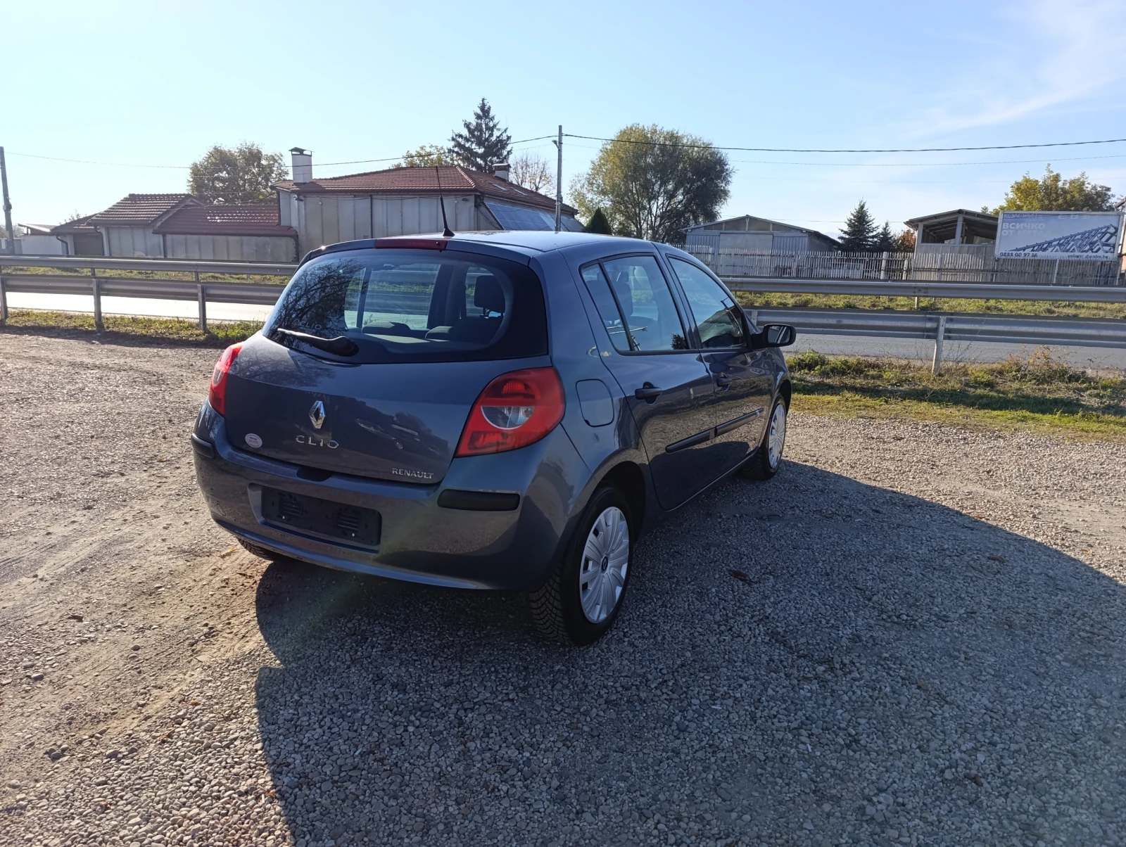 Renault Clio 1.2i- Бензин - изображение 7