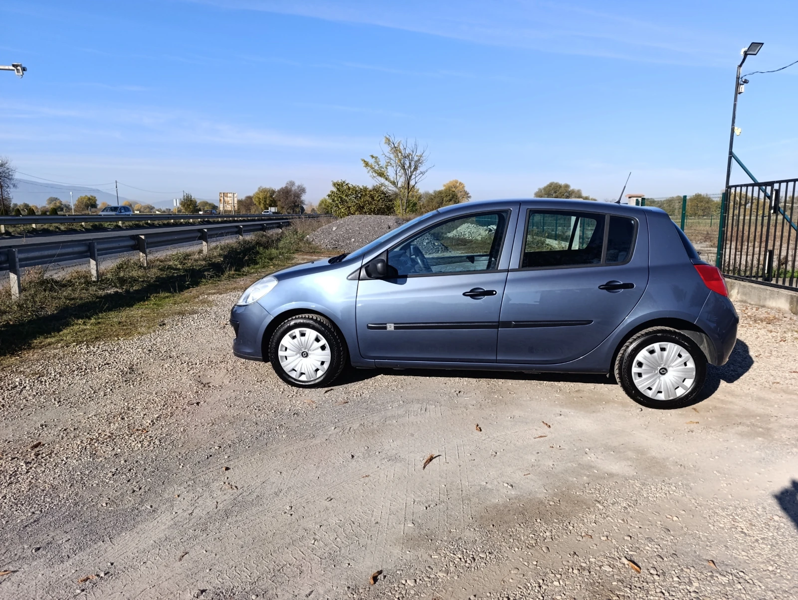 Renault Clio 1.2i- Бензин - изображение 4