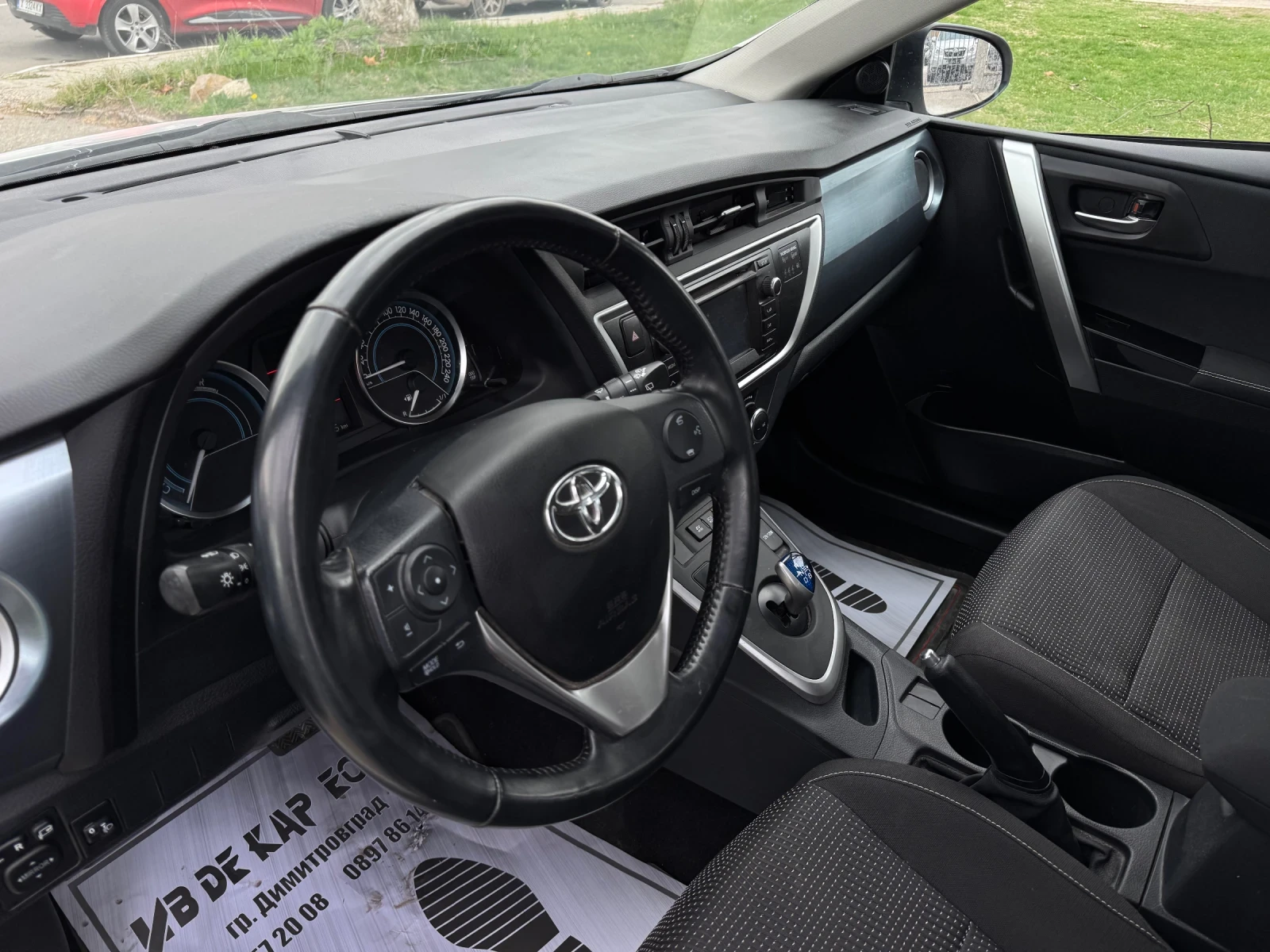 Toyota Auris 1.8 VVT-i HYBRID/BENZIN E - изображение 10
