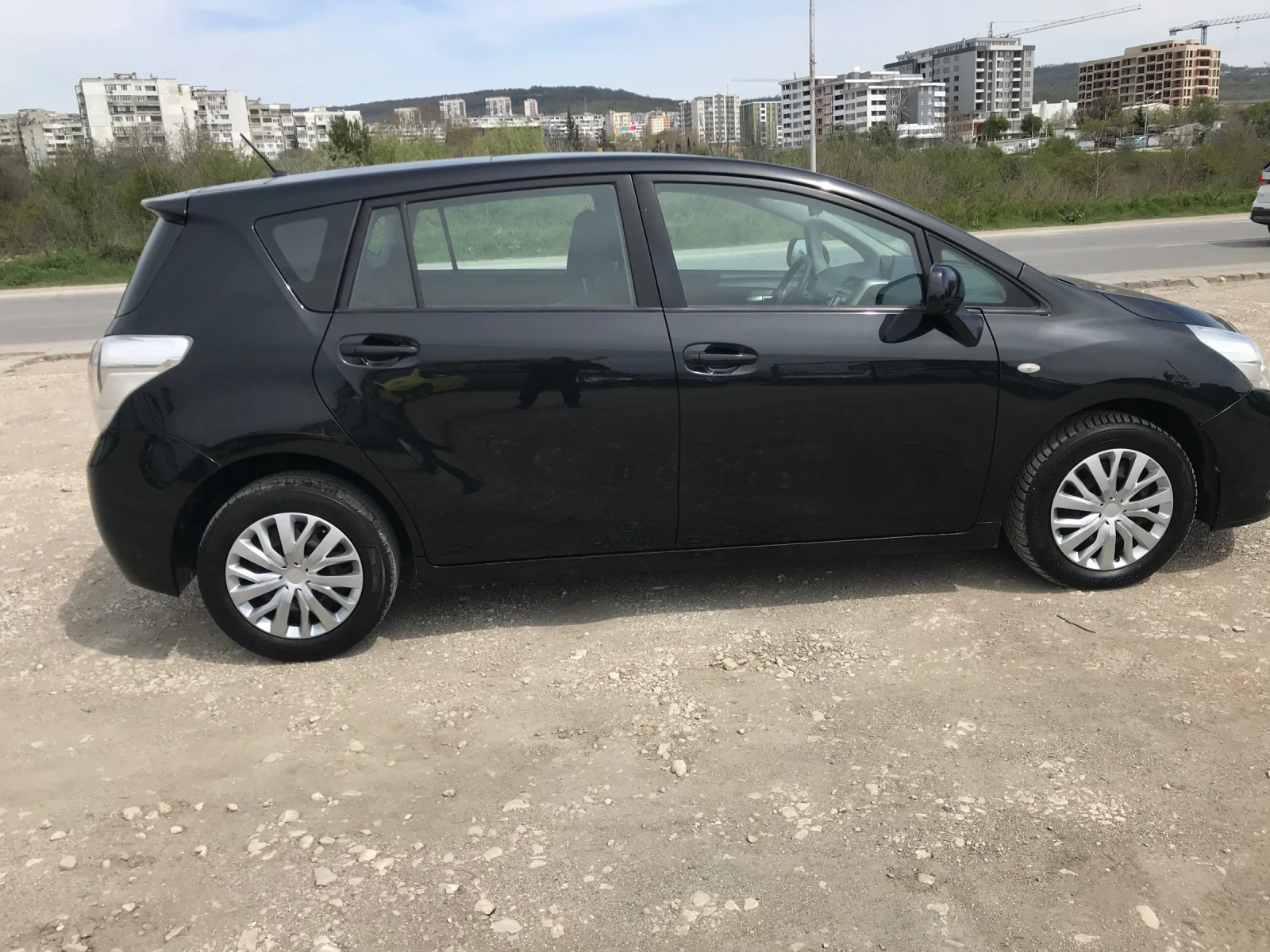 Toyota Verso D4D - изображение 7