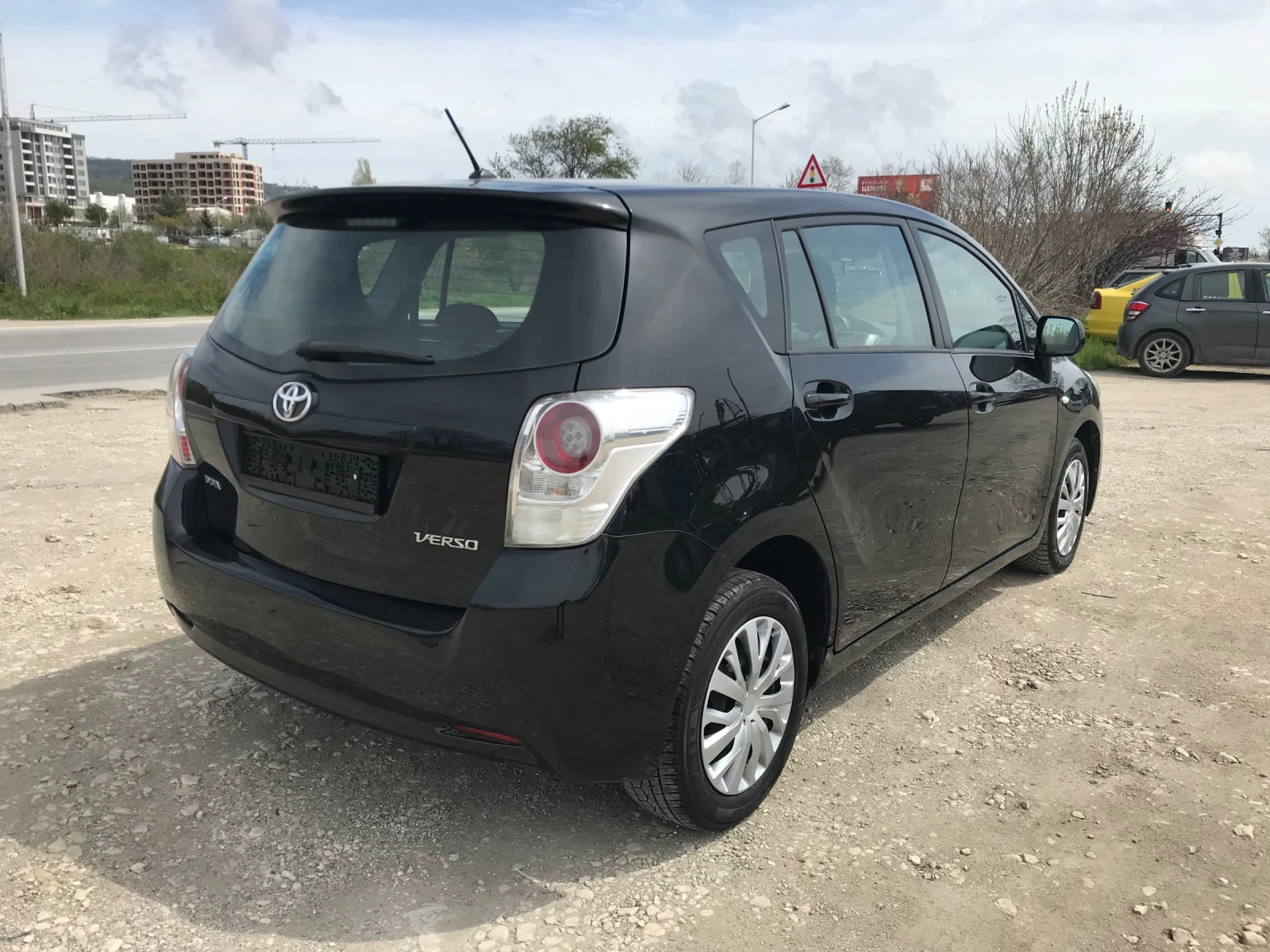 Toyota Verso D4D - изображение 6