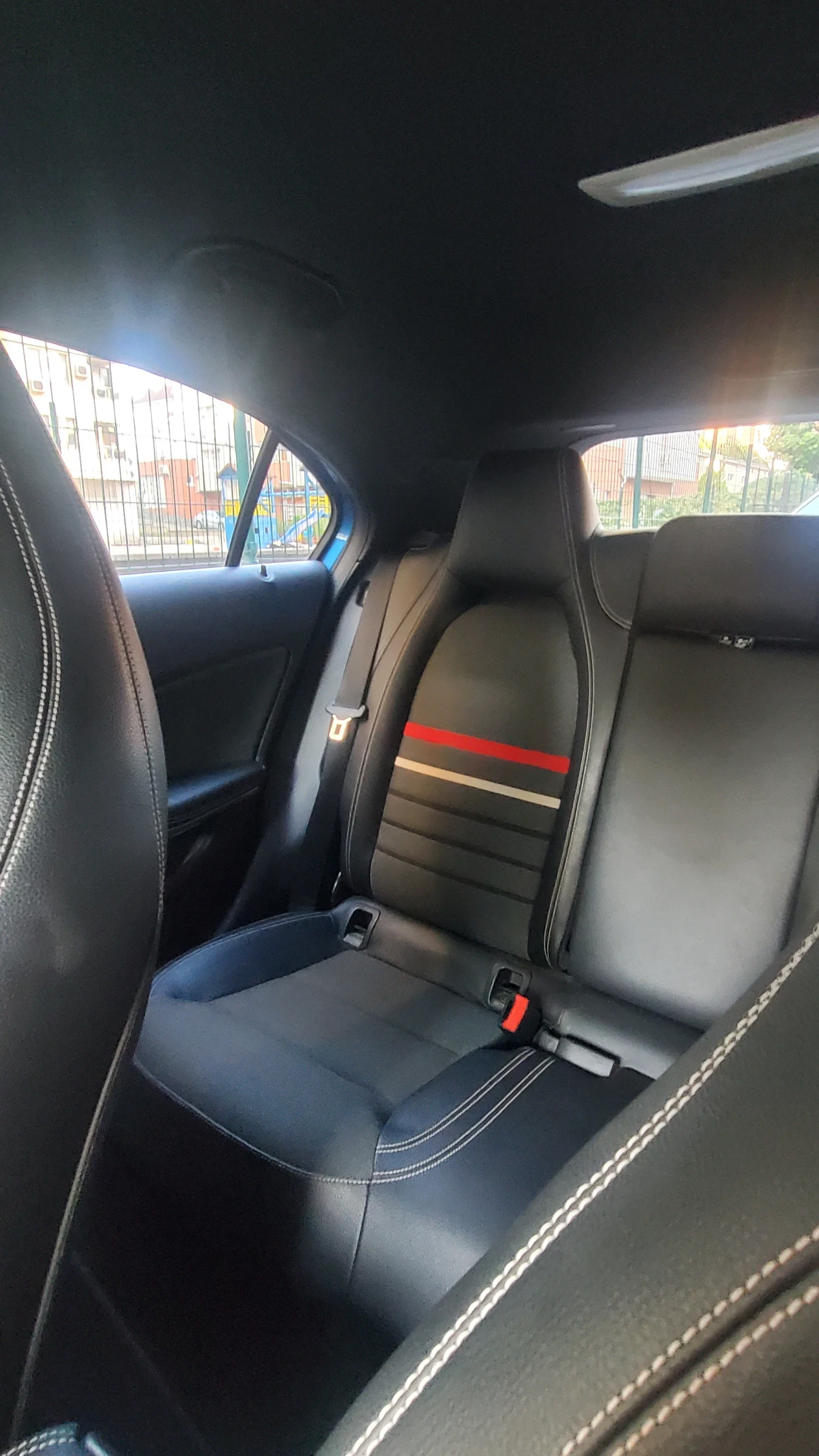 Mercedes-Benz A 180  - изображение 7