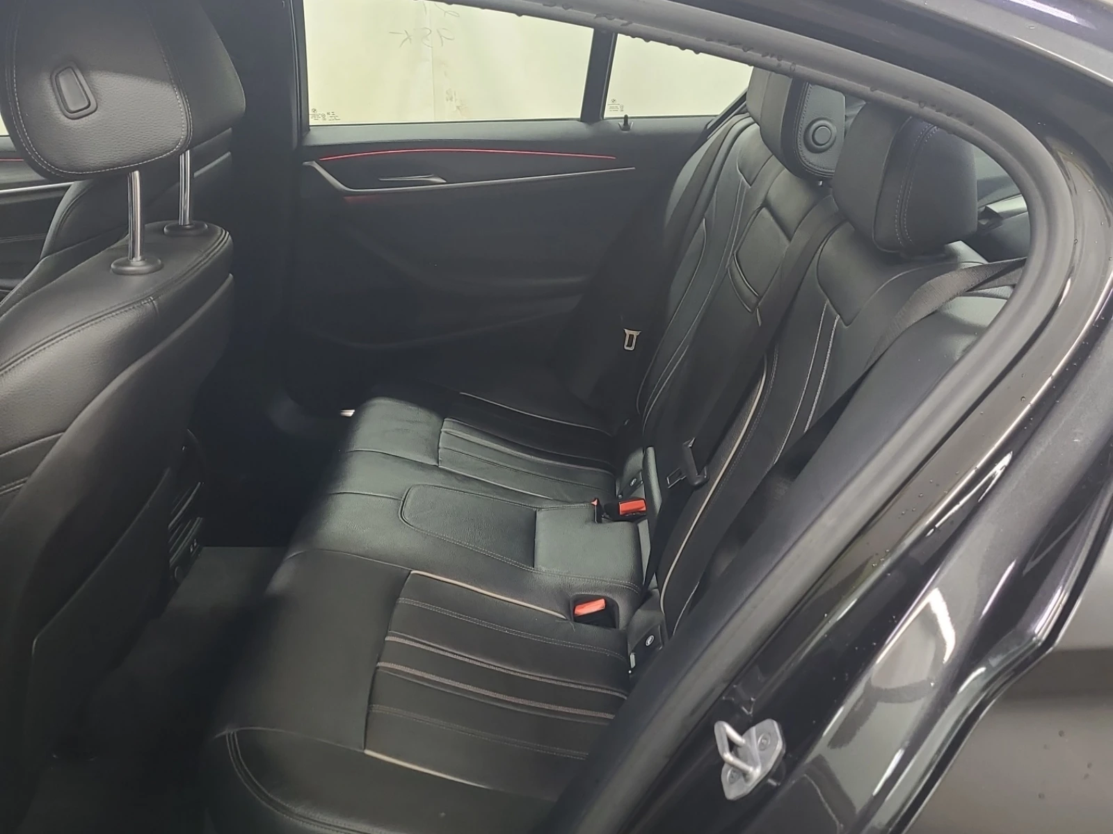 BMW 530 XDRIVE * CARFAX* ОПЦИЯ ЗА ФИНАНСИРАНЕ*  - изображение 9