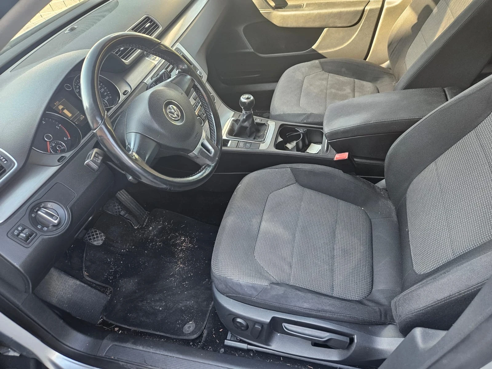 VW Passat (KATO НОВА) - изображение 7