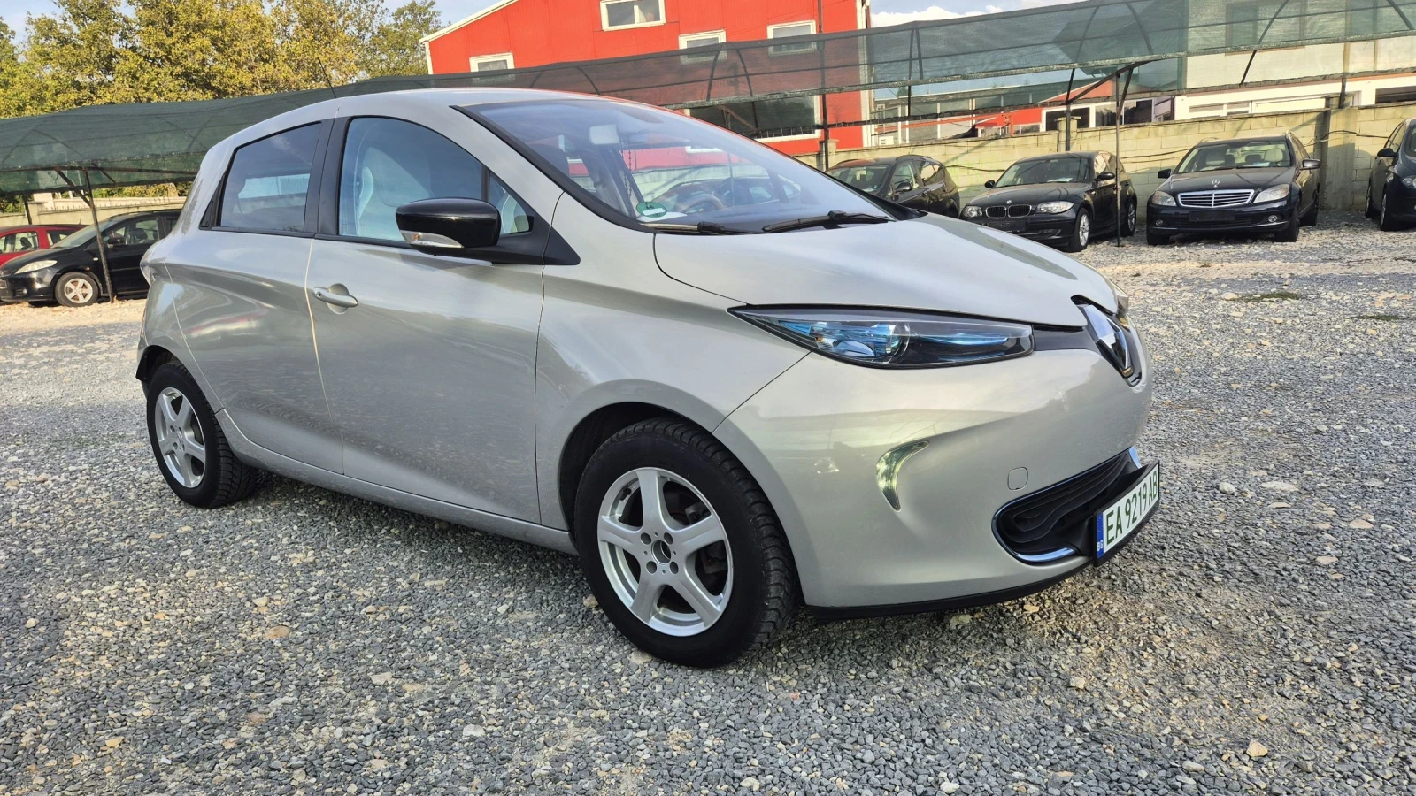 Renault Zoe  - изображение 6