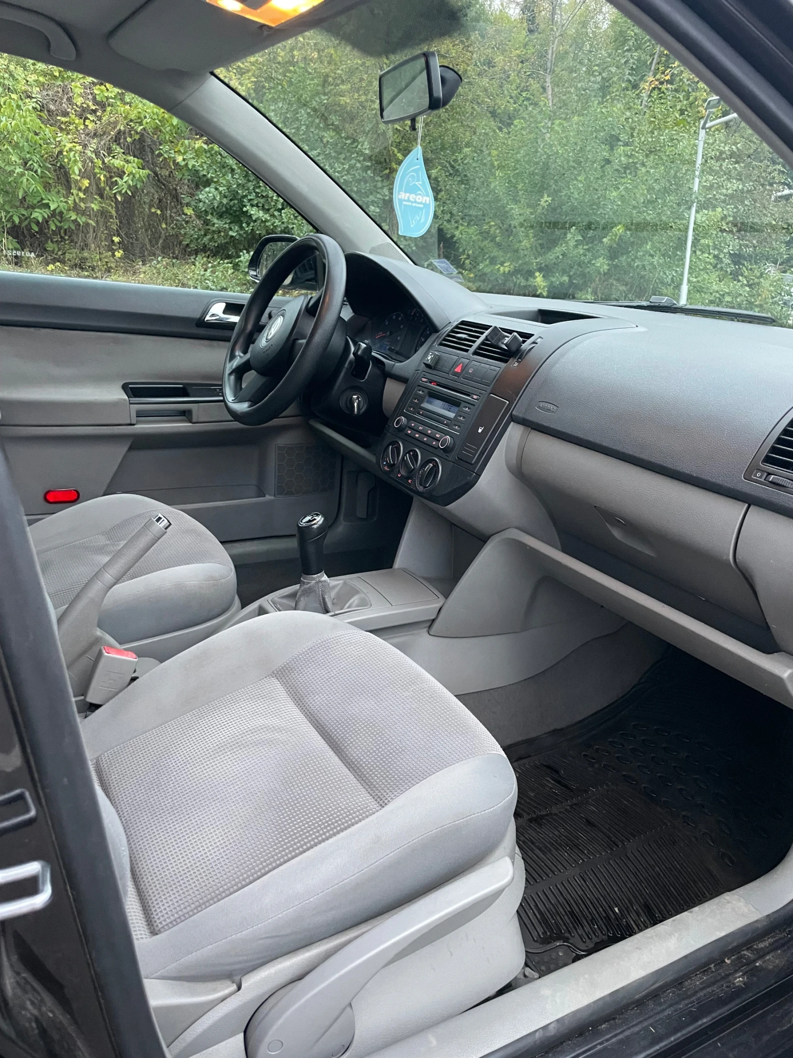 VW Polo 1.4 ГАЗ - изображение 6