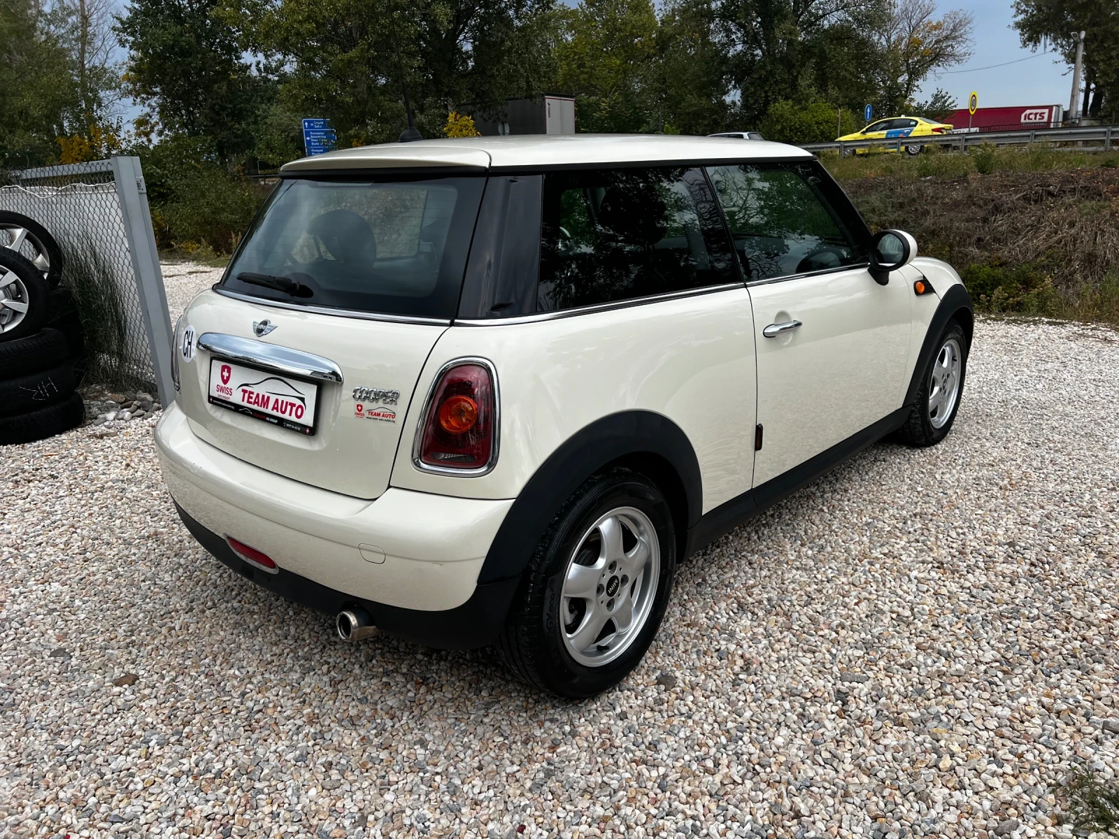 Mini One 1.6I 117000KM 6-SPEED SWISS | Mobile.bg — изображение 6