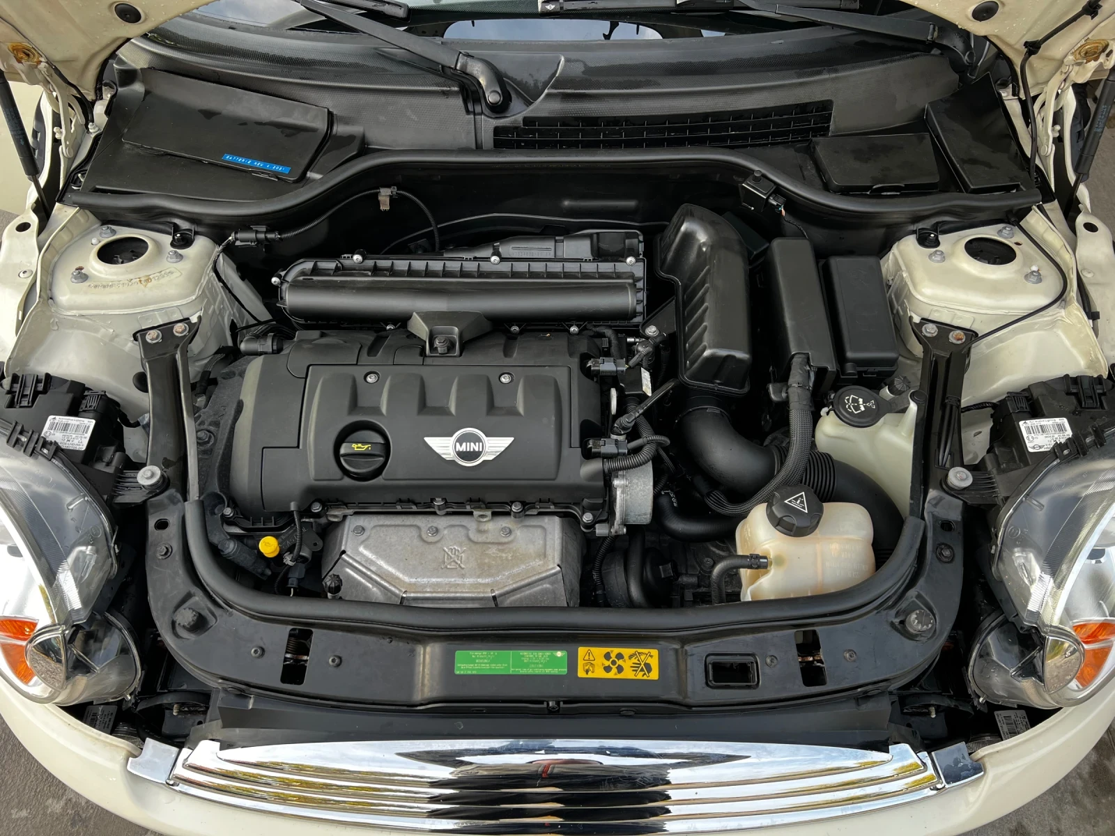 Mini One 1.6I 117000KM 6-SPEED SWISS | Mobile.bg — изображение 16