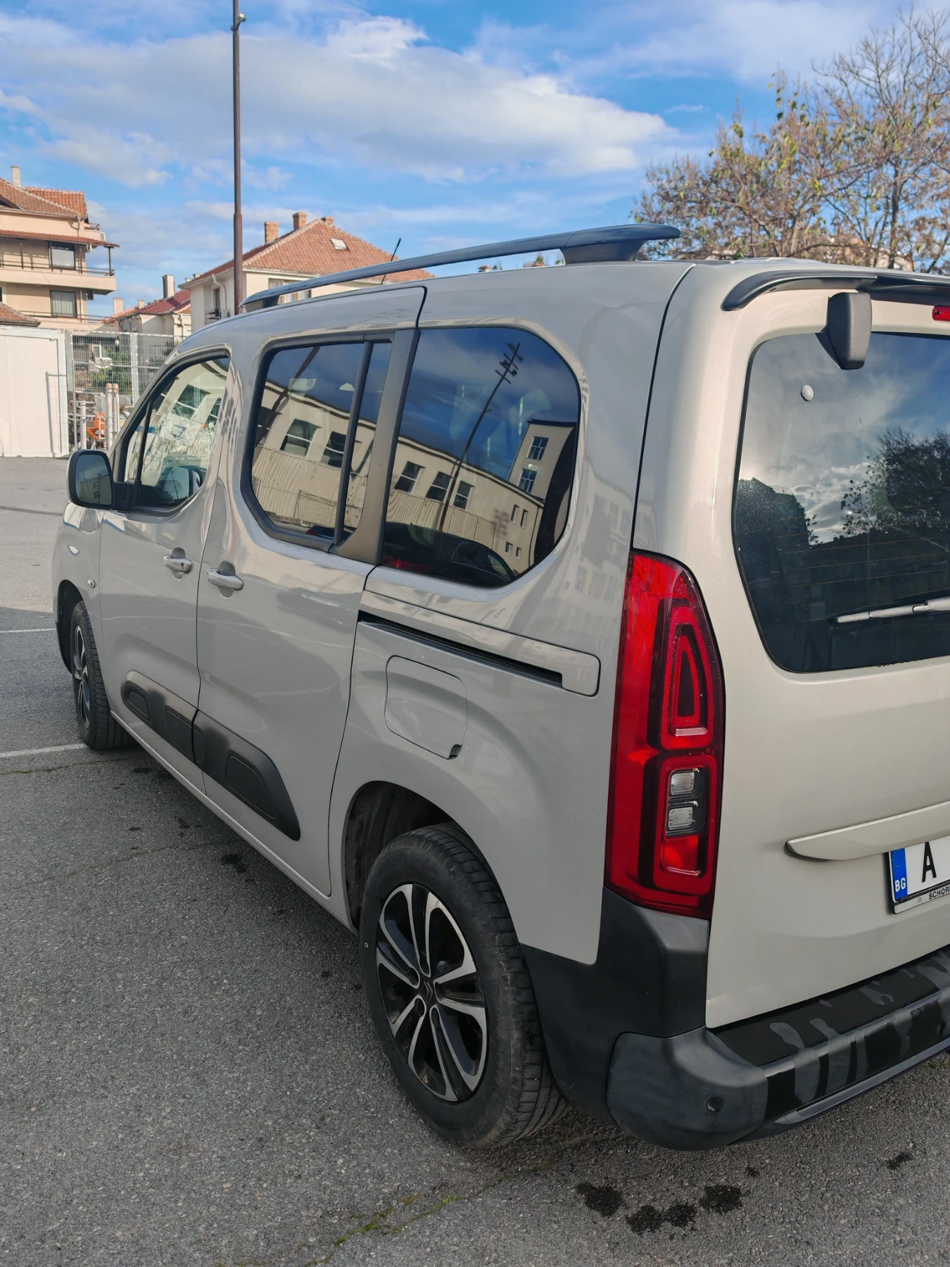 Citroen Berlingo 1.5 - изображение 5