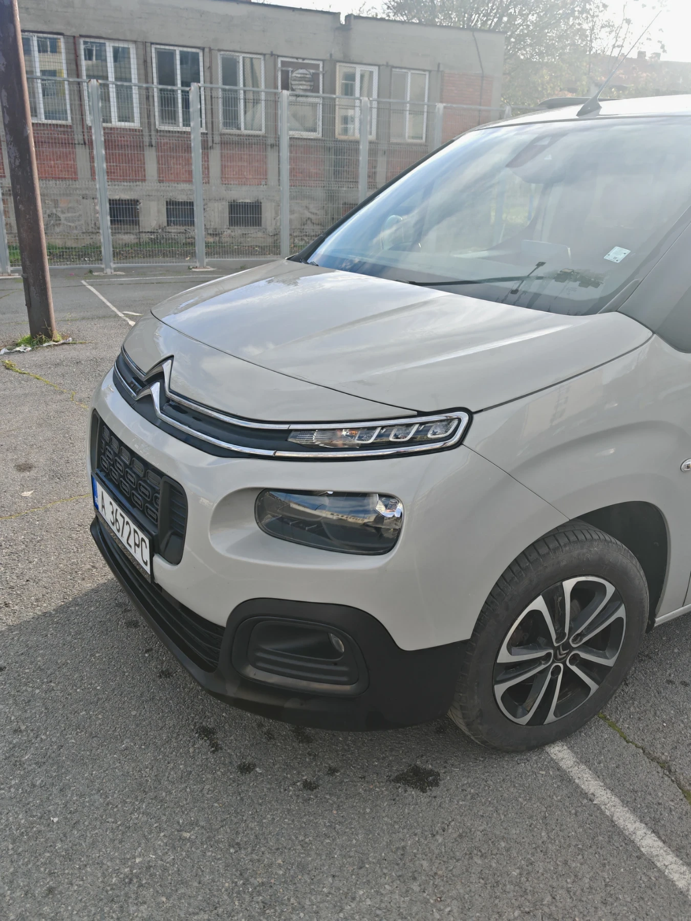Citroen Berlingo 1.5 - изображение 4