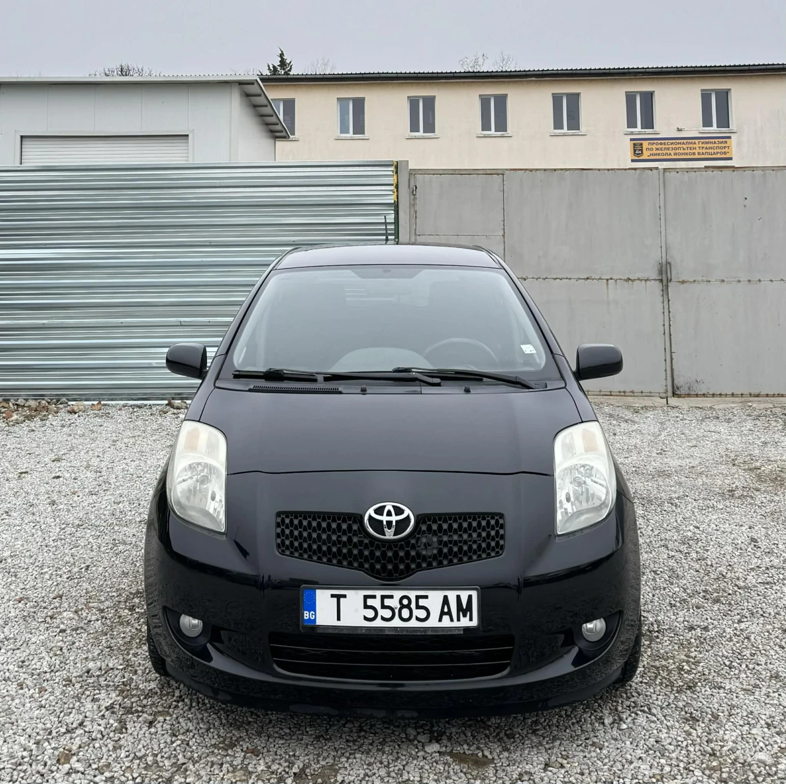 Toyota Yaris 1300 ������* ���� | Mobile.bg � ����������� 2