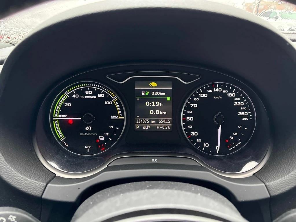 Audi E-Tron * Premium Plus * CARFAX * ��� ������������ ������ | Mobile.bg � ����������� 8