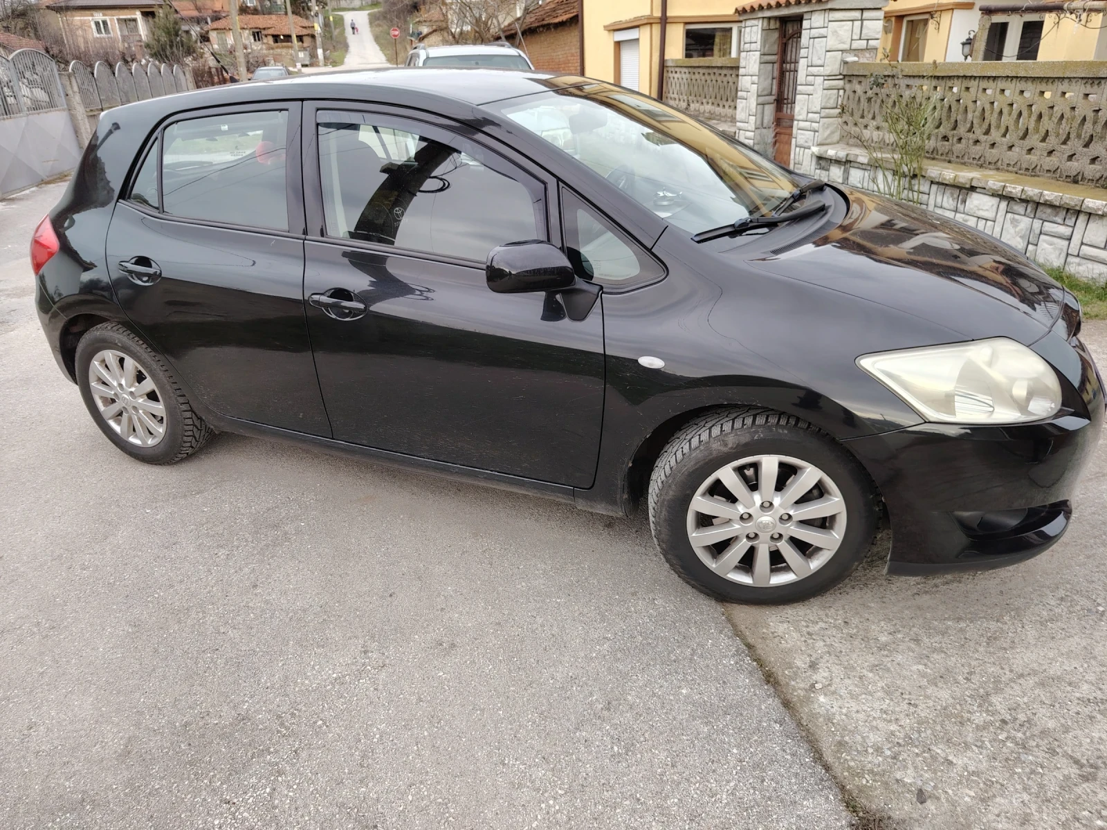 Toyota Auris 2.0 | Mobile.bg � ����������� 2