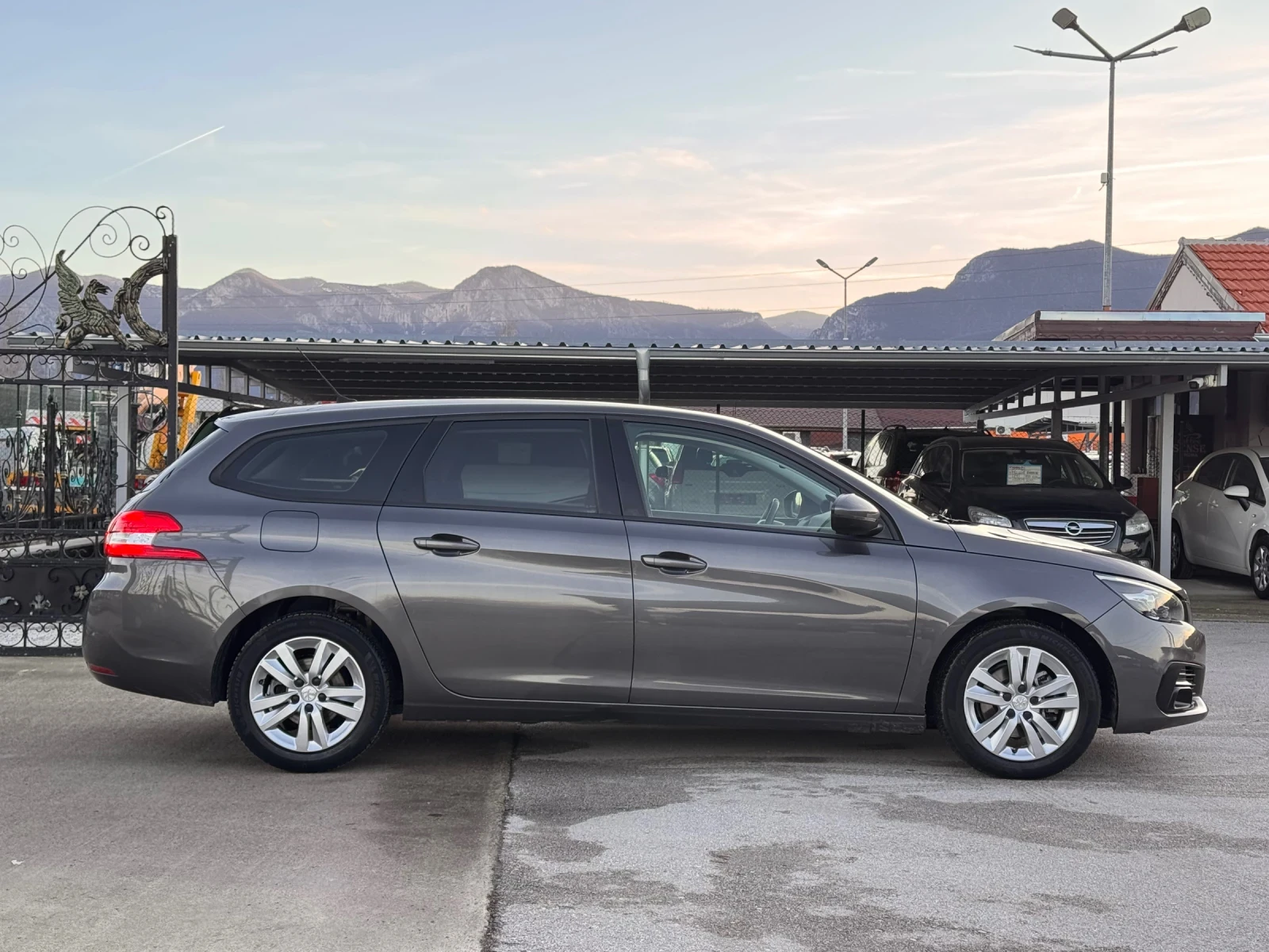 Peugeot 308 1.5HDI ИТАЛИЯ АВТОМАТ - изображение 4