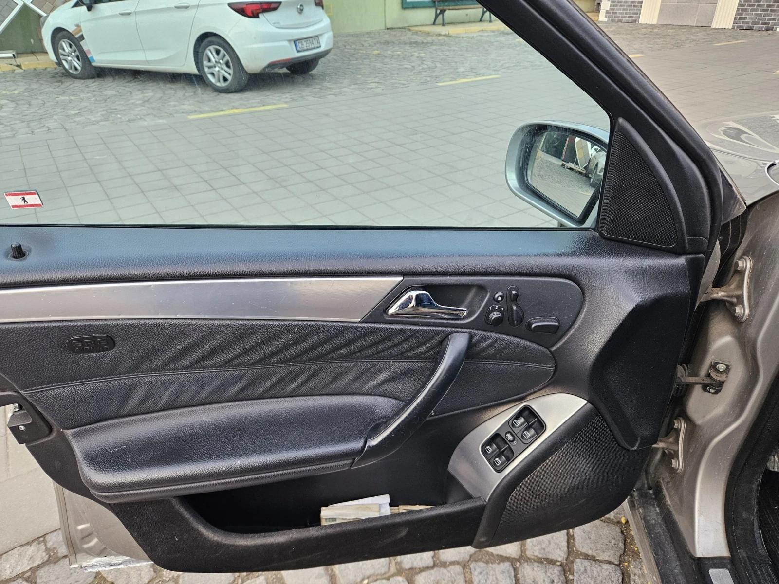 Mercedes-Benz C 270, снимка 10 - Автомобили и джипове - 53762431