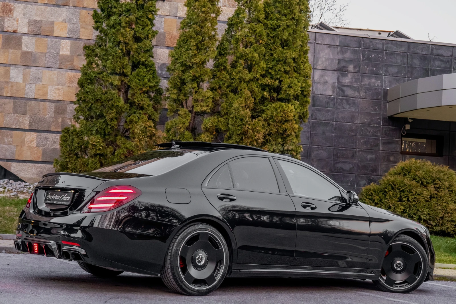 Mercedes-Benz S 350 d* BRABUS LIMITED* PANORAMA* 3XTV* NIGHT PACK* , снимка 5 - Автомобили и джипове - 53852646